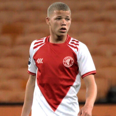 Cape Town Spurs' teenage striker Luke Baartman is turning heads with his stellar goal-scoring exploits.