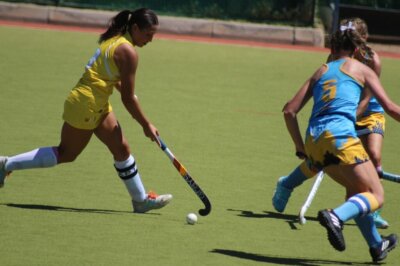 Voortrekker's Jani Faber on the attack during her team's 7-1 win over Diamantveld in the Wesgrow series opener in Kimberly