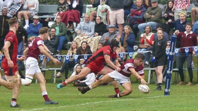 Kearsney College closed the 2023 Kearsney Easter Rugby Festival with a thrilling 26-28 loss to Hartpury College.