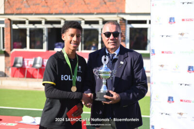 Boland captain, Seth Paterson along side SASHOC Chairperson, Wendell Domingo. Photo credits: TeamPhotoSA