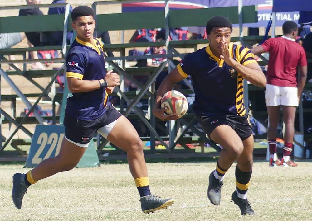 DHS, the u17 runner-up in the Glenwood Sevens, are the defending champions in their home event. Photo: Brad Morgan.