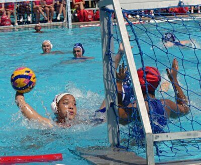Cadha Mosehle lines up the shot that opened the scoring for Central Gauteng in the u16 girls' final. She netted a hat-trick. Photo: Brad Morgan.
