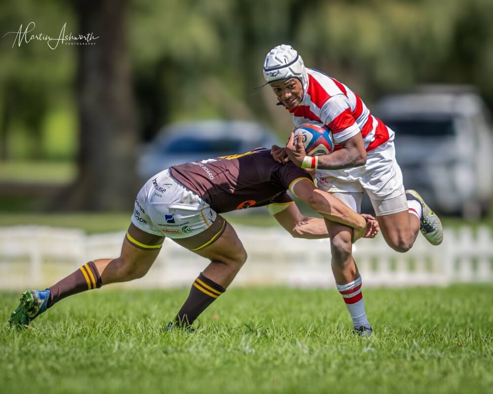 Lwandle Nzama carries the ball up in Michaelhouse's season-opener against Helpmekaar Kollge. Photo: Martin Ashworth.