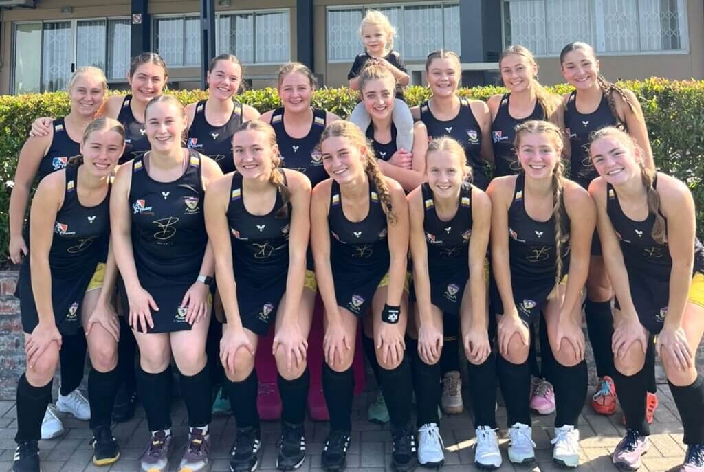 Hoërskool Outeniqua's first-team girls side has enjoyed a solid season so far. Photo: Hoërskool Outeniqua