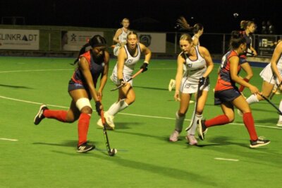 Busiwe Mayekiso had a brilliant outing for Hudson Park against Clarendon on Friday night. The SA Schools player scored her side's goal in the third chukka. Photo: Bronwyn Claridge