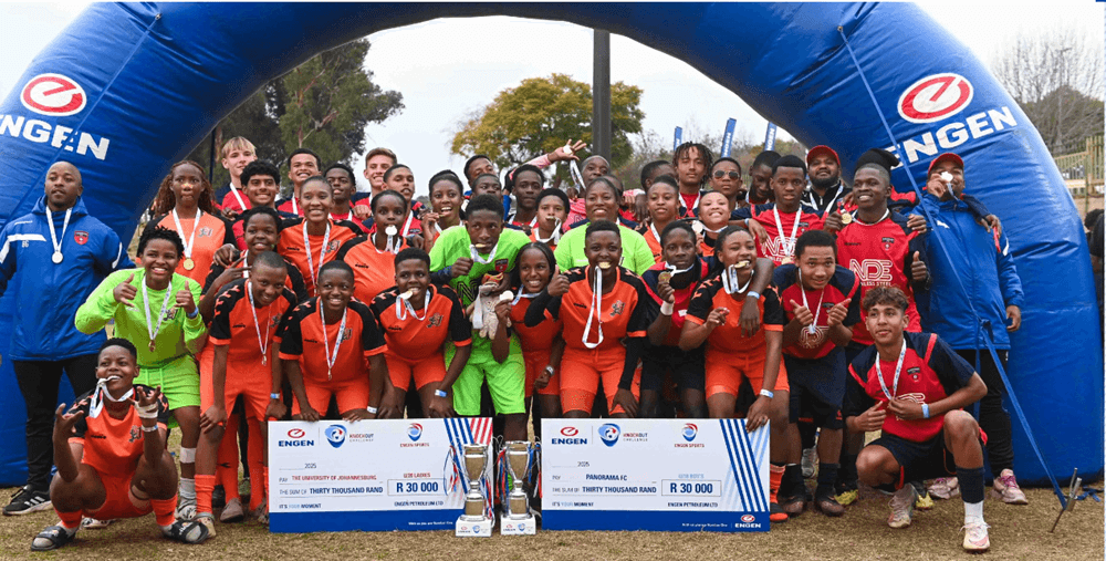 The smiles of champions! Engen Knockout Challenge Gauteng winners, Panorama FC and the University of Johannesburg. Photo: Engen Knockout Challenge.