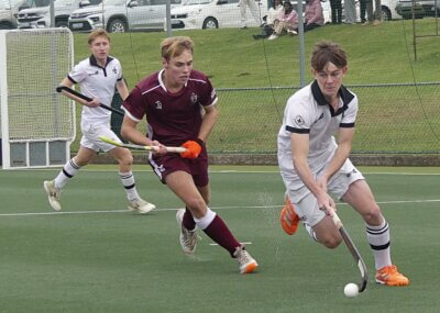 When Kearsney penetrated deep into Hilton's half, the hosts' defensive cover was strong, and they turned over possession time after time. Photo: Brad Morgan.