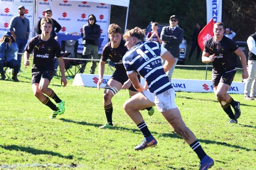 Wynberg seals the deal, beating Boland Landbou in a King Price Derby Series banger